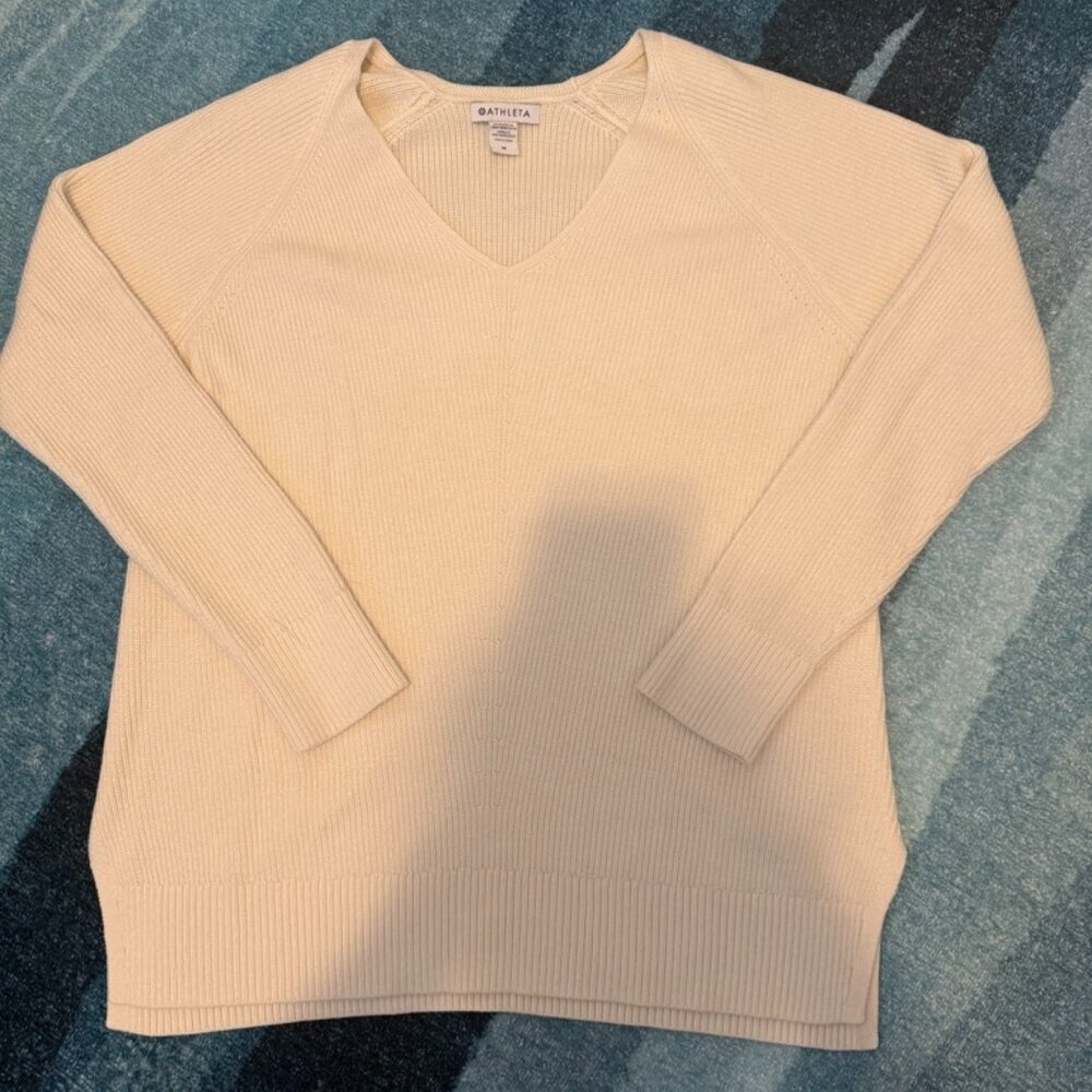 Athleta Hanover V-Neck Sweater VGUC. Beige